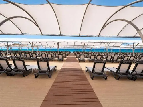 Q ELLA BEACH SIDE 4*
