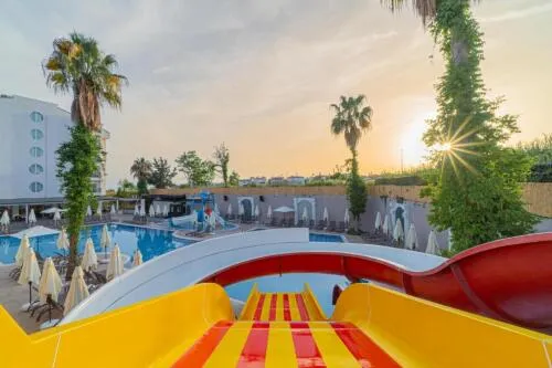 Q ELLA BEACH SIDE 4*